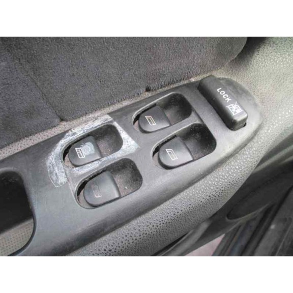 alfa romeo 156 del año 2004