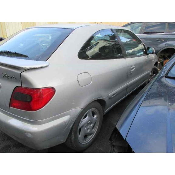 citroën xsara berlina del año 2000