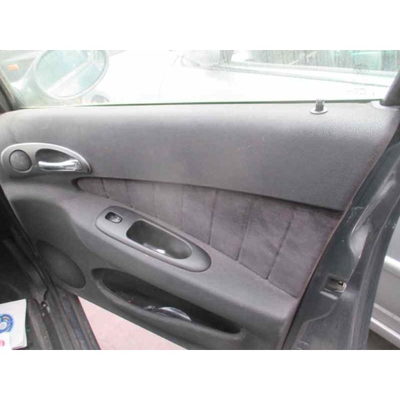 alfa romeo 156 del año 2004