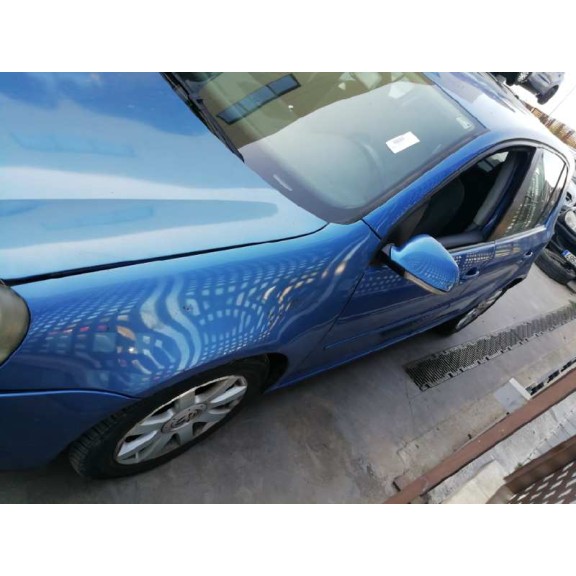 volkswagen golf v berlina (1k1) del año 2004