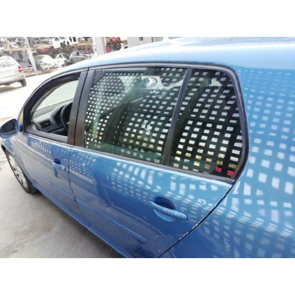 volkswagen golf v berlina (1k1) del año 2004