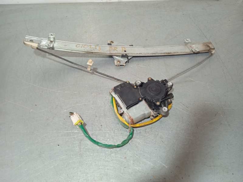 Recambio de elevalunas delantero derecho para mitsubishi space wagon (n80/n90) 2,4 glx referencia OEM IAM MR349204 ELECTRICO 5 P