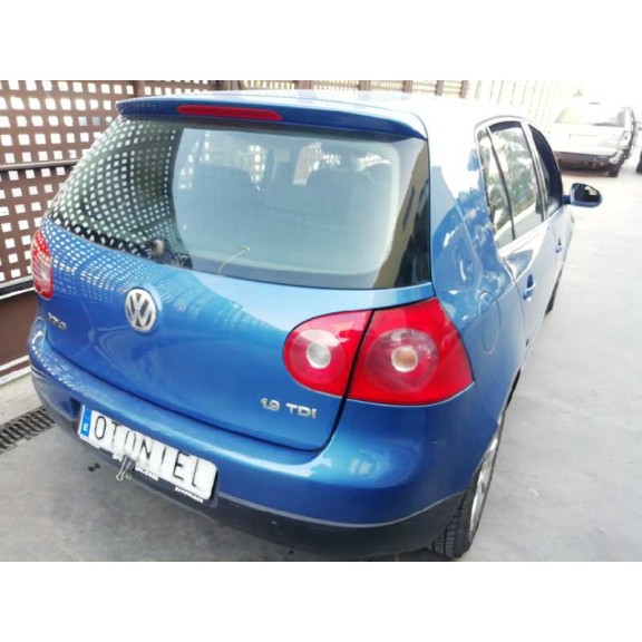 volkswagen golf v berlina (1k1) del año 2004