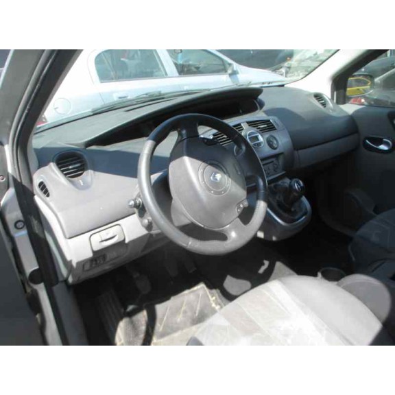 renault scenic ii del año 2005