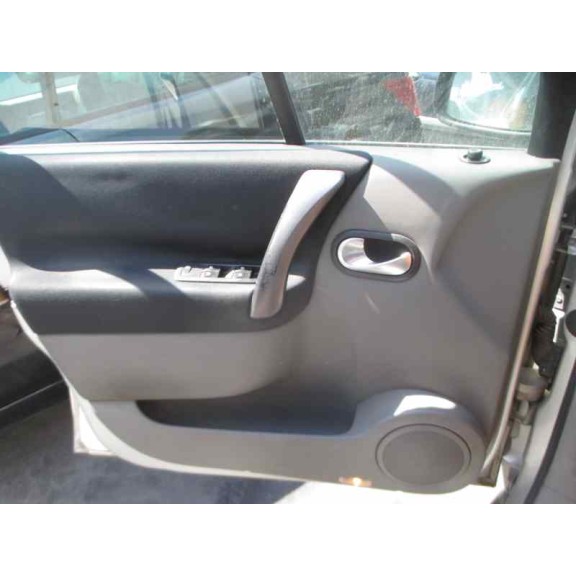 renault scenic ii del año 2005