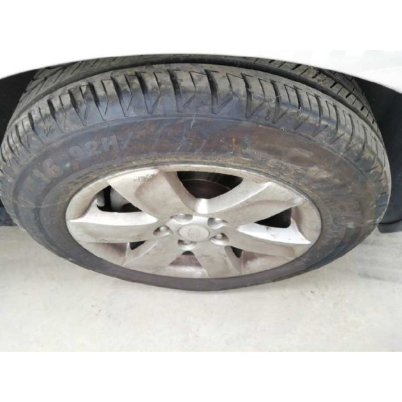 kia carens (un) del año 2006