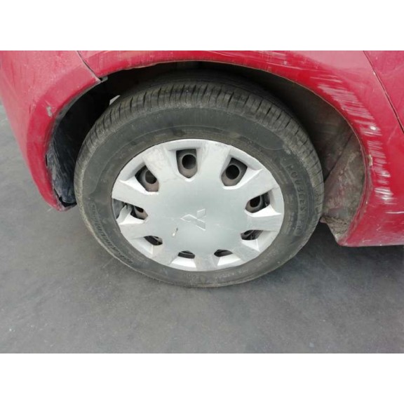 mitsubishi colt berlina 5 (z30a) del año 2006