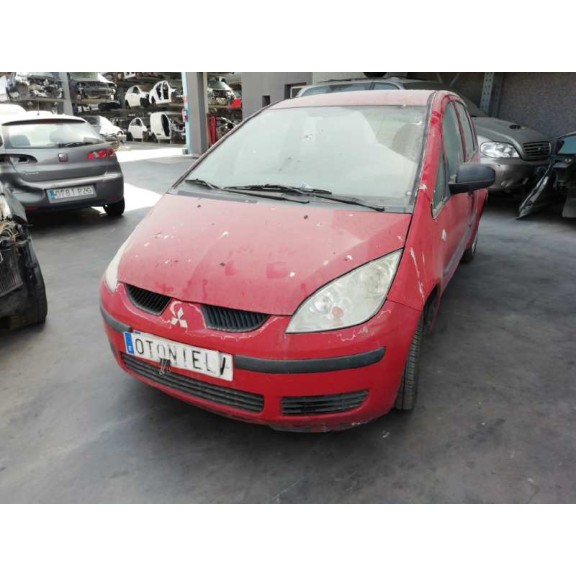 mitsubishi colt berlina 5 (z30a) del año 2006