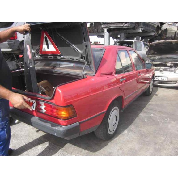 mercedes-benz clase c (w201) berlina del año 1991