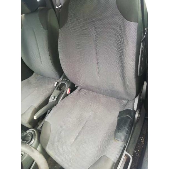 citroën c4 berlina del año 2007