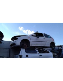 volkswagen polo berlina (6n1) del año 1996