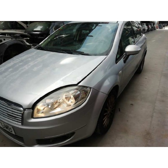 fiat linea (110) del año 2009