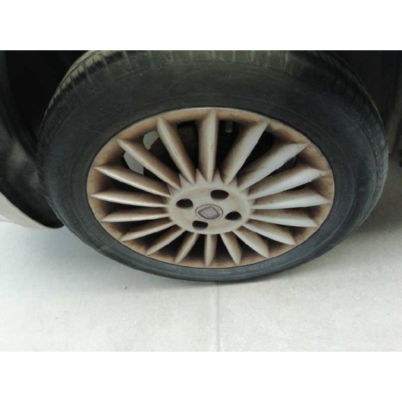 fiat linea (110) del año 2009