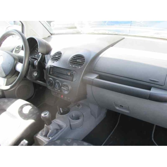volkswagen new beetle (9c1/1c1) del año 2002