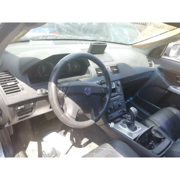 volvo xc90 del año 2004