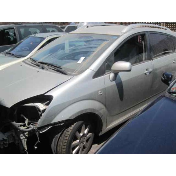 toyota corolla verso (r1) del año 2006