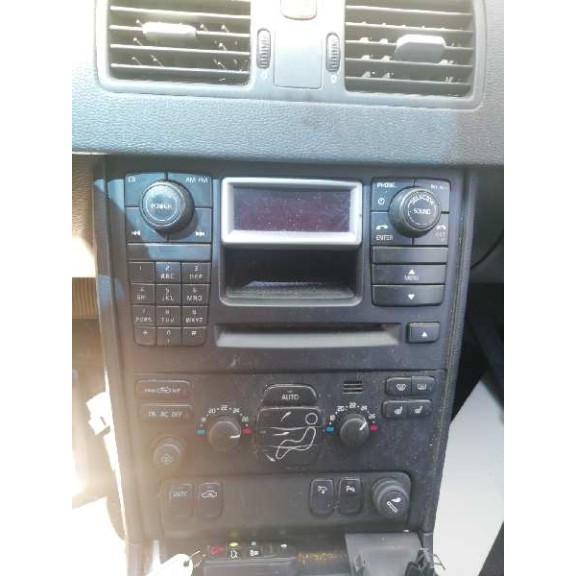 volvo xc90 del año 2004