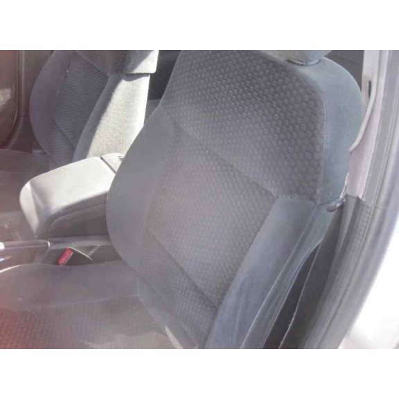 opel vectra c berlina del año 2002