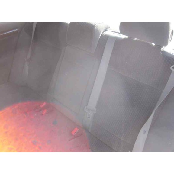 opel vectra c berlina del año 2002