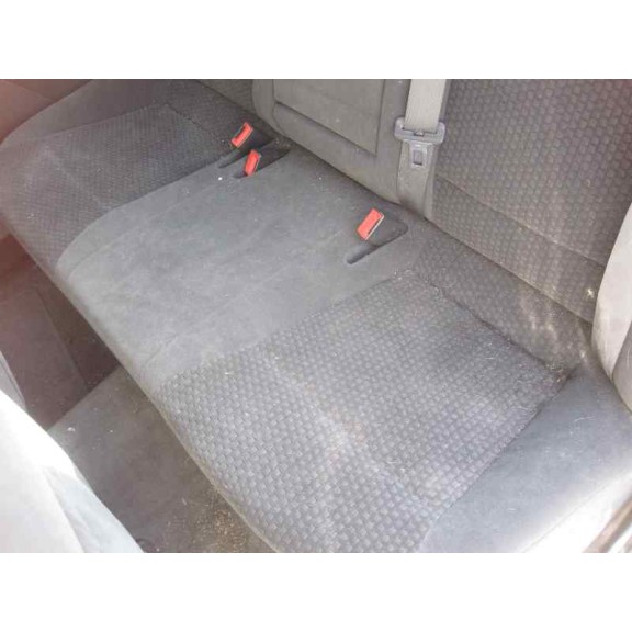 opel vectra c berlina del año 2002