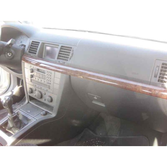 opel vectra c berlina del año 2002