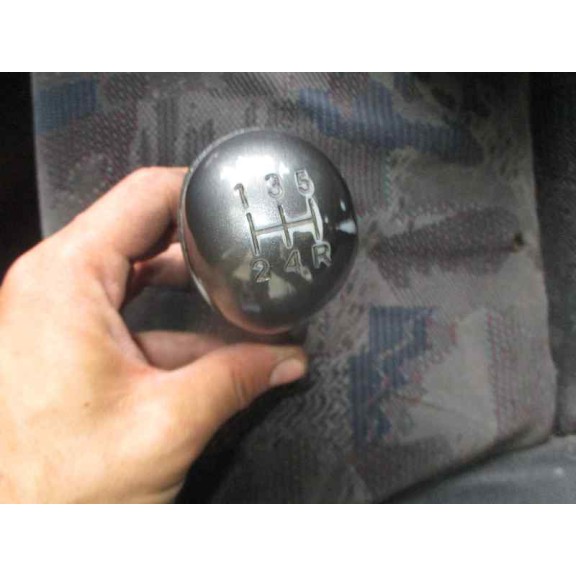 citroën xsara berlina del año 2001