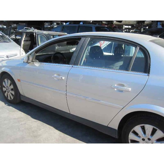 opel vectra c berlina del año 2002