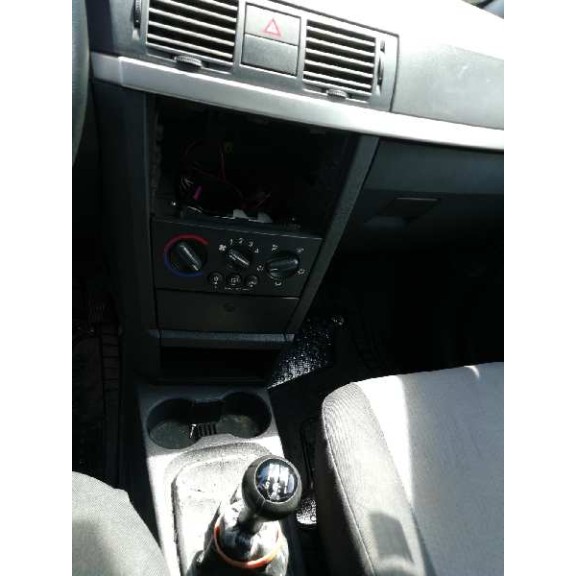 opel meriva del año 2005