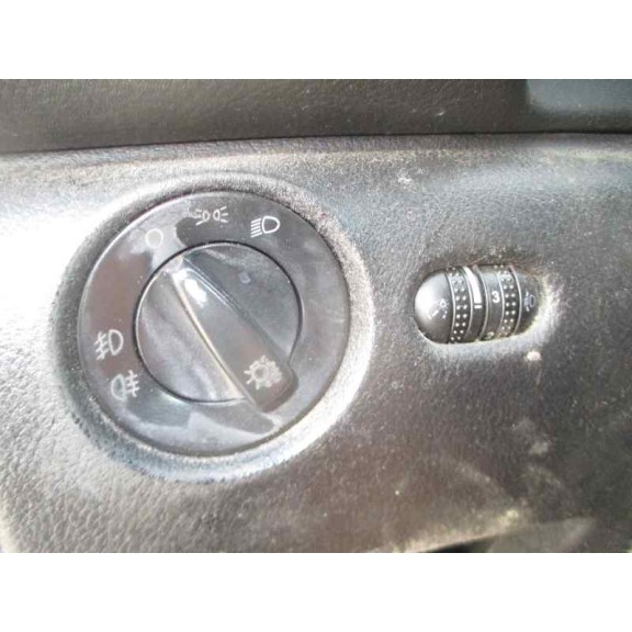 volkswagen passat berlina (3b2) del año 1999