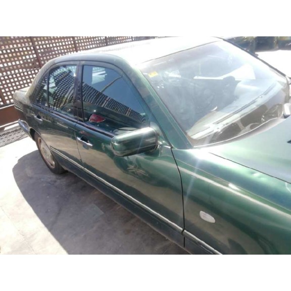 mercedes-benz clase e (w210) berlina diesel del año 2002