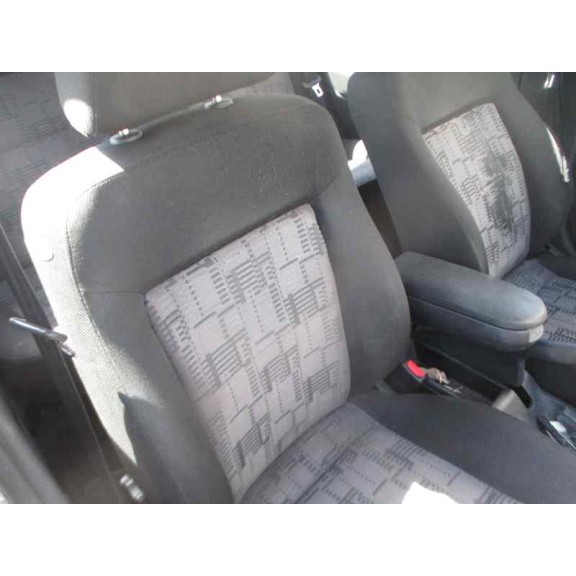 volkswagen passat berlina (3b2) del año 1999