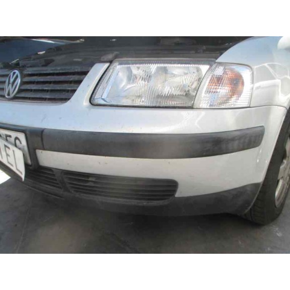 volkswagen passat berlina (3b2) del año 1999