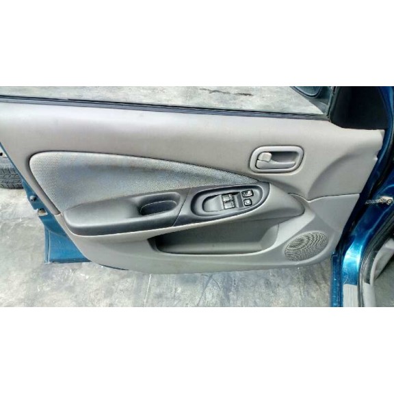 nissan almera (n16/e) del año 2001