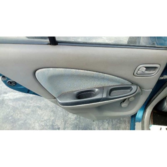 nissan almera (n16/e) del año 2001