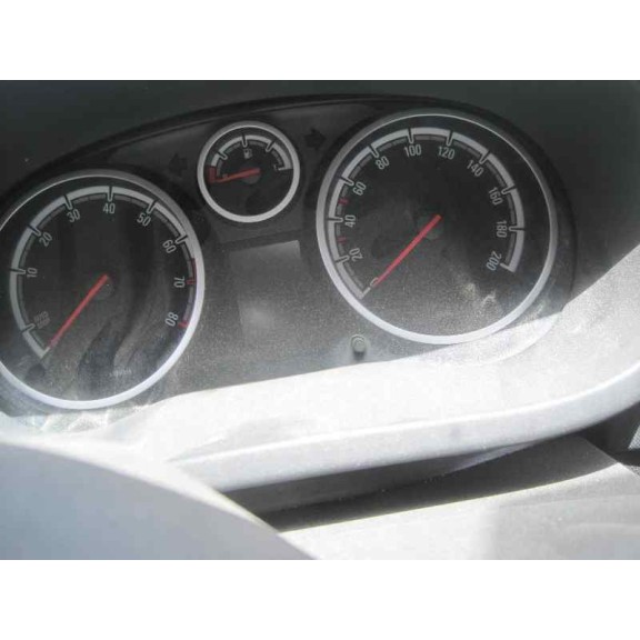 opel corsa d del año 2014