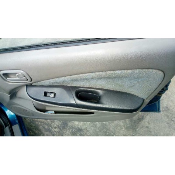 nissan almera (n16/e) del año 2001