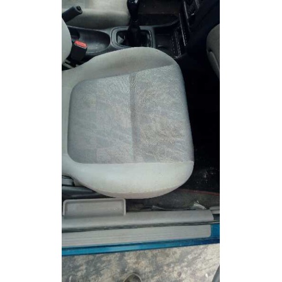 nissan almera (n16/e) del año 2001