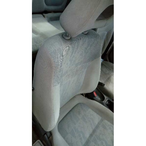 nissan almera (n16/e) del año 2001