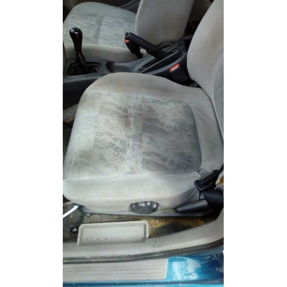 nissan almera (n16/e) del año 2001