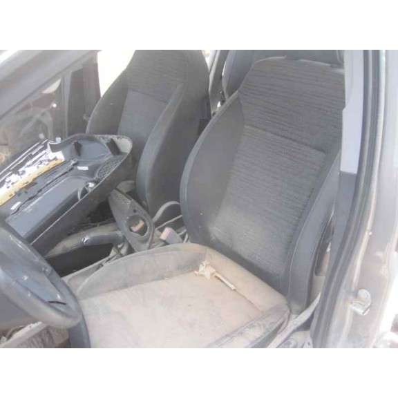 opel corsa d del año 2014