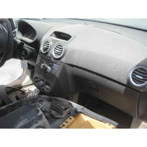 opel corsa d del año 2014