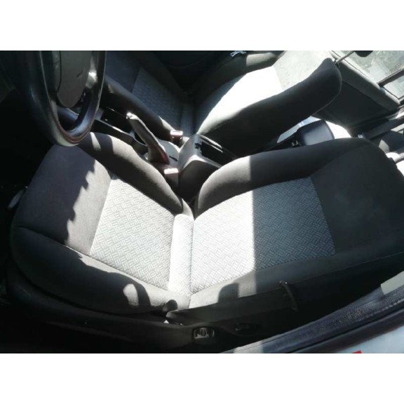 ford mondeo berlina (ge) del año 2006