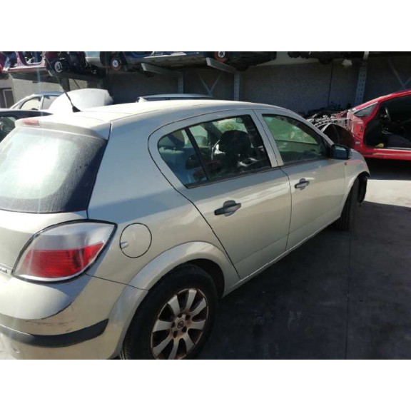 opel astra h berlina del año 2006