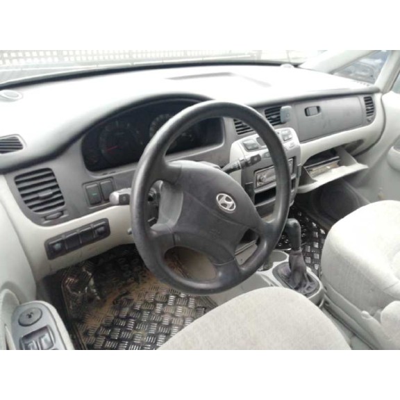 hyundai trajet (fo) del año 2004