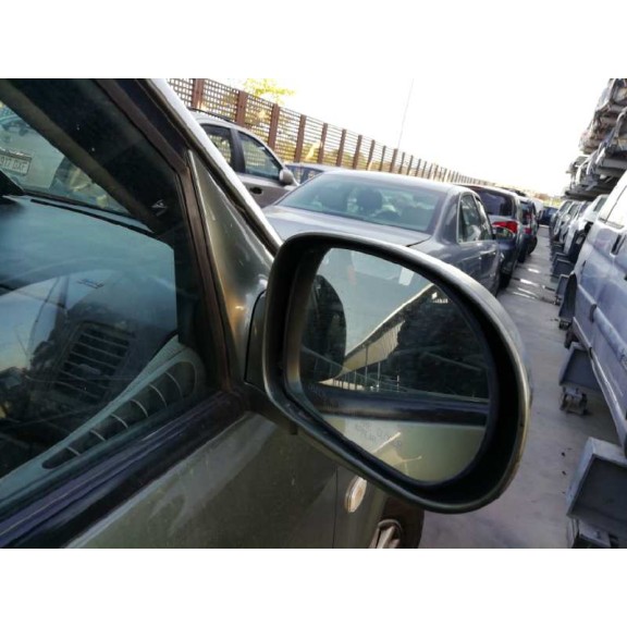 kia carnival ii del año 2003