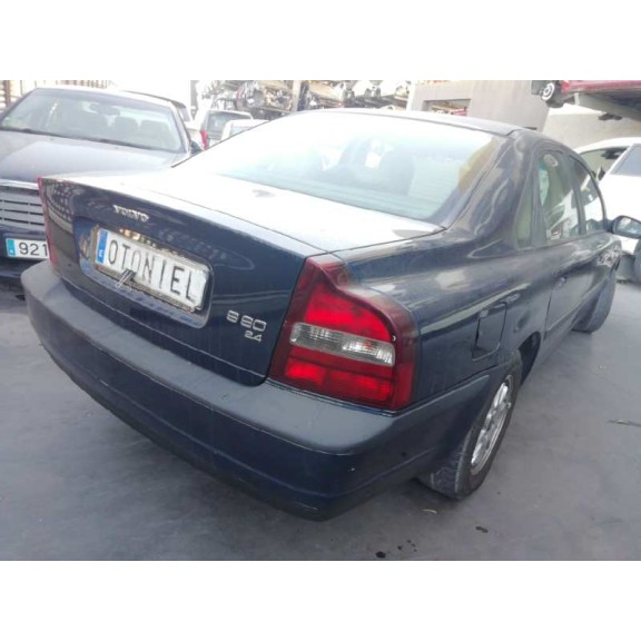 volvo s80 berlina del año 2000