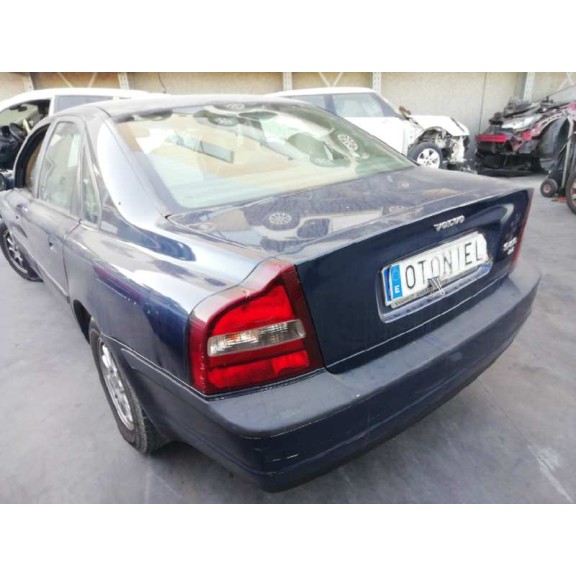 volvo s80 berlina del año 2000
