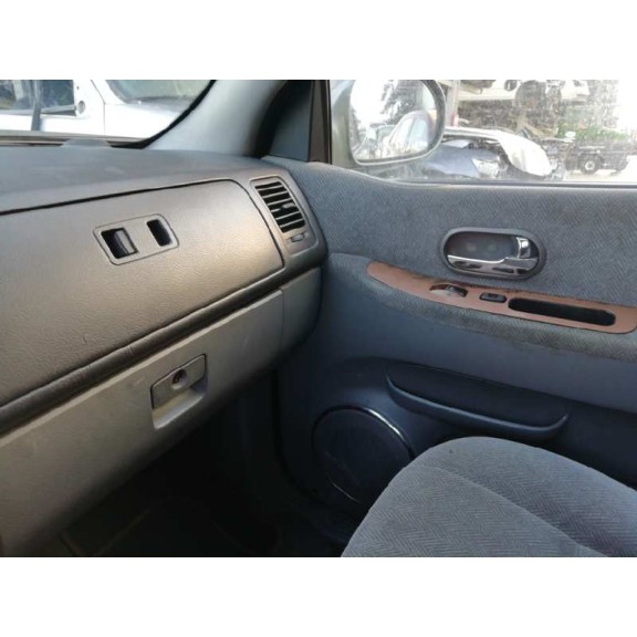 kia carnival ii del año 2003