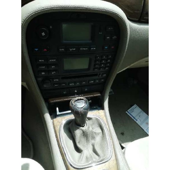 jaguar s-type del año 2003