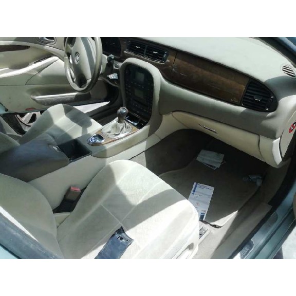 jaguar s-type del año 2003